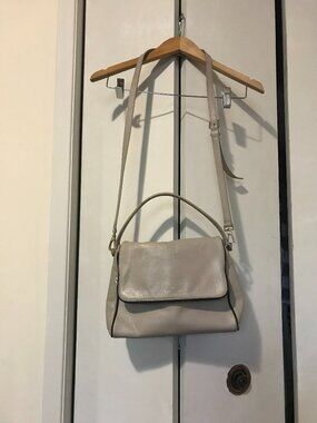 Kate Spade Ladies Pebbled Leather Beige Shoulder Bag Purse